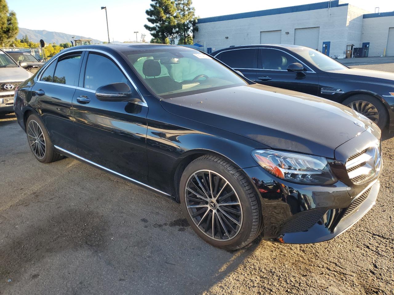 MERCEDES-BENZ C-CLASS 300