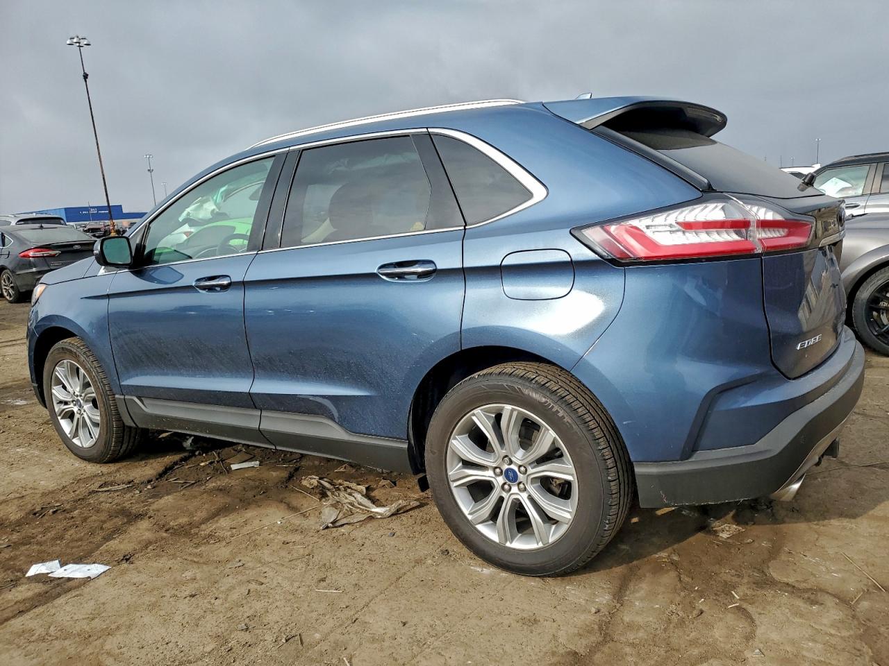 FORD EDGE TITANIUM