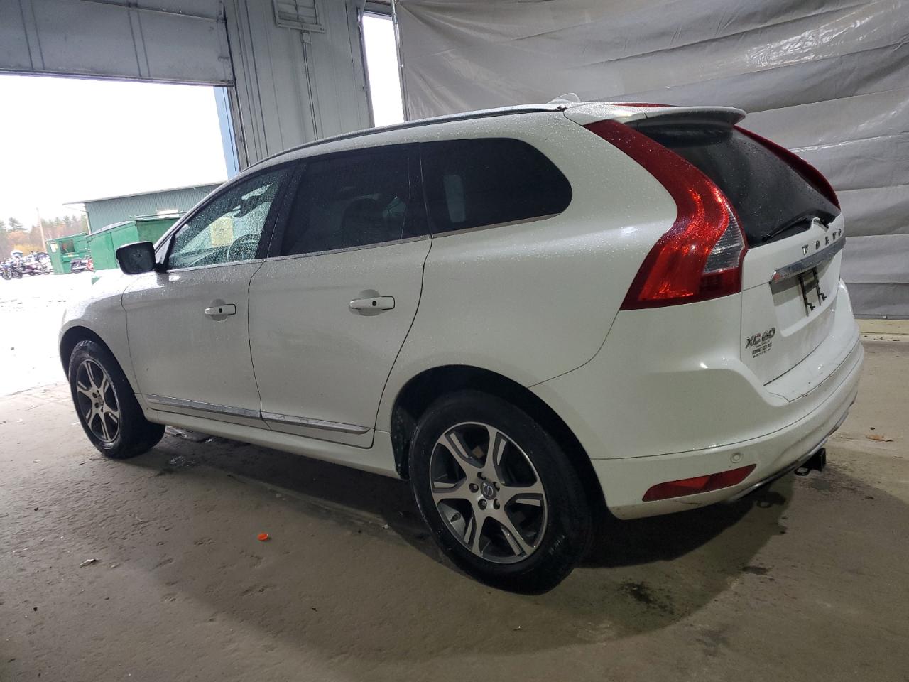 VOLVO XC60 T6 PREMIER