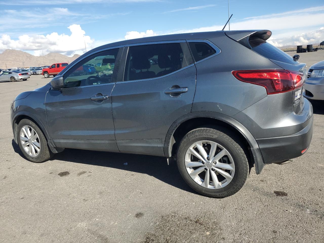 NISSAN ROGUE SPORT S