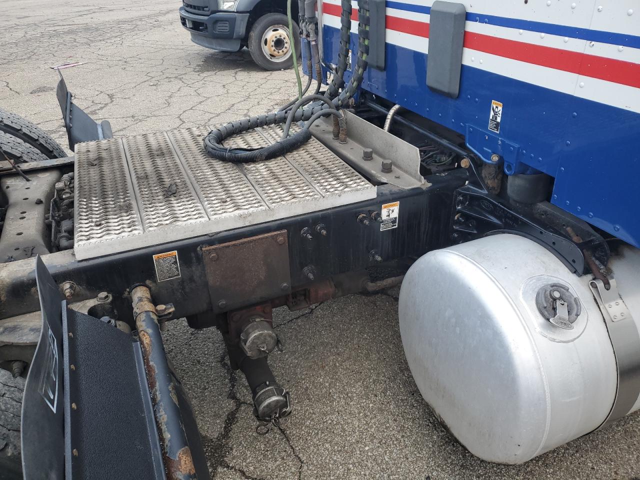 Lot #3283942847 2018 PETERBILT 579