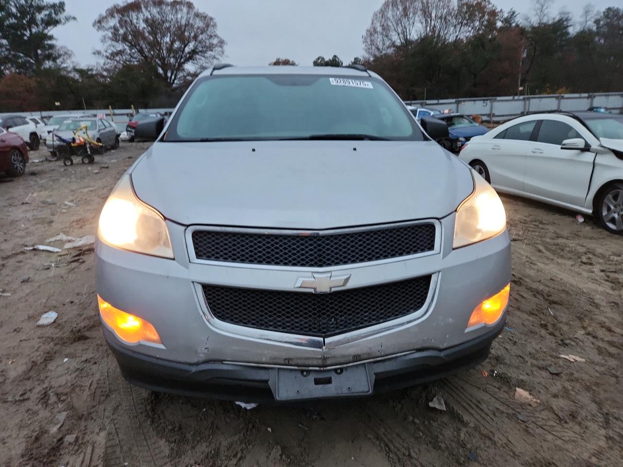 CHEVROLET TRAVERSE LS
