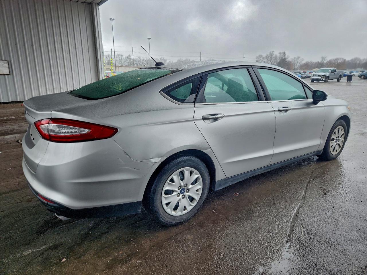 FORD FUSION S