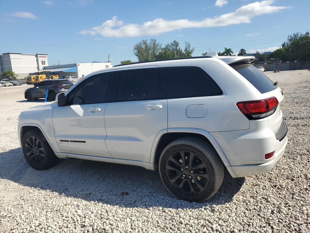 JEEP GRAND CHEROKEE LAREDO