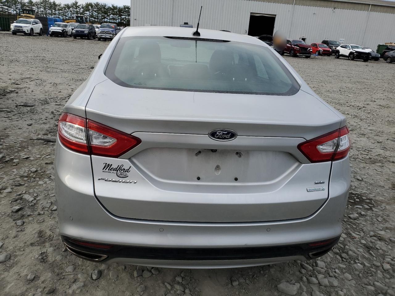 FORD FUSION SE