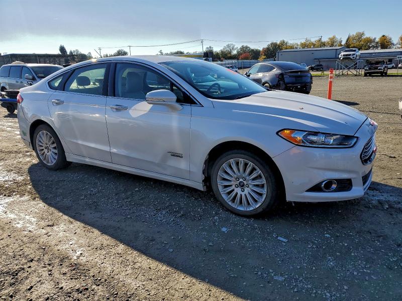 2014 FORD FUSION SE #3304921538