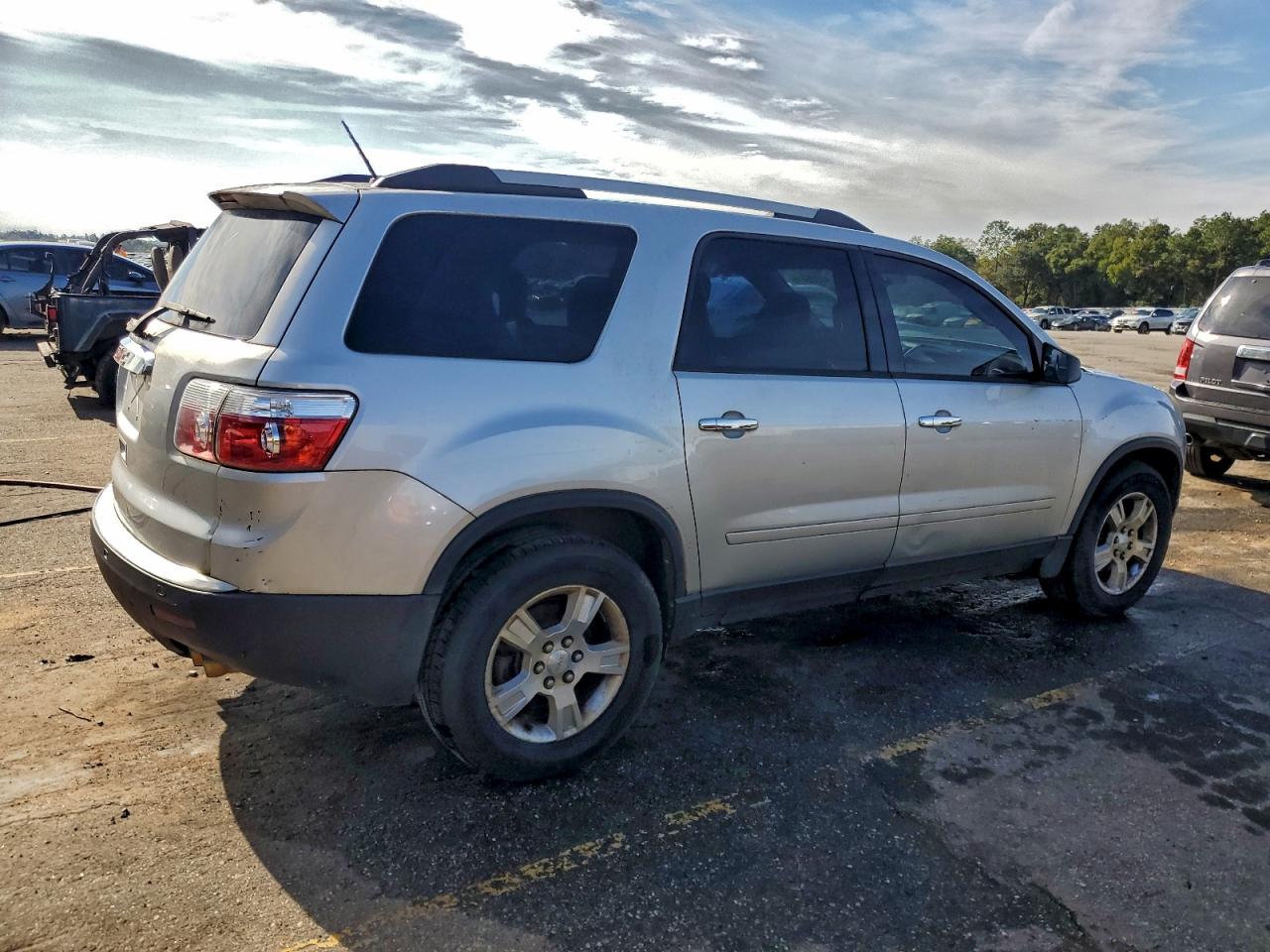 GMC ACADIA SLE