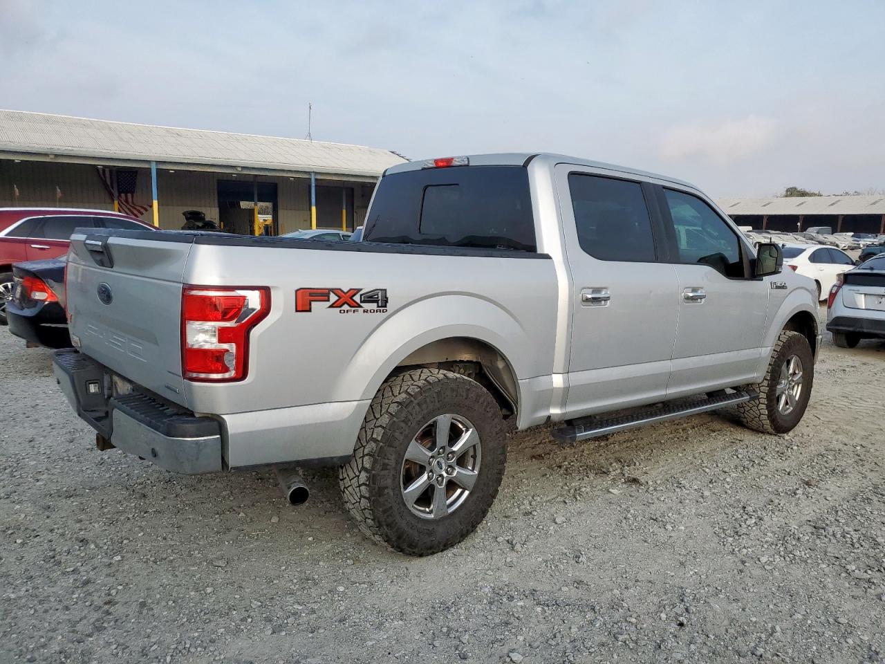 FORD F-150 SUPERCREW