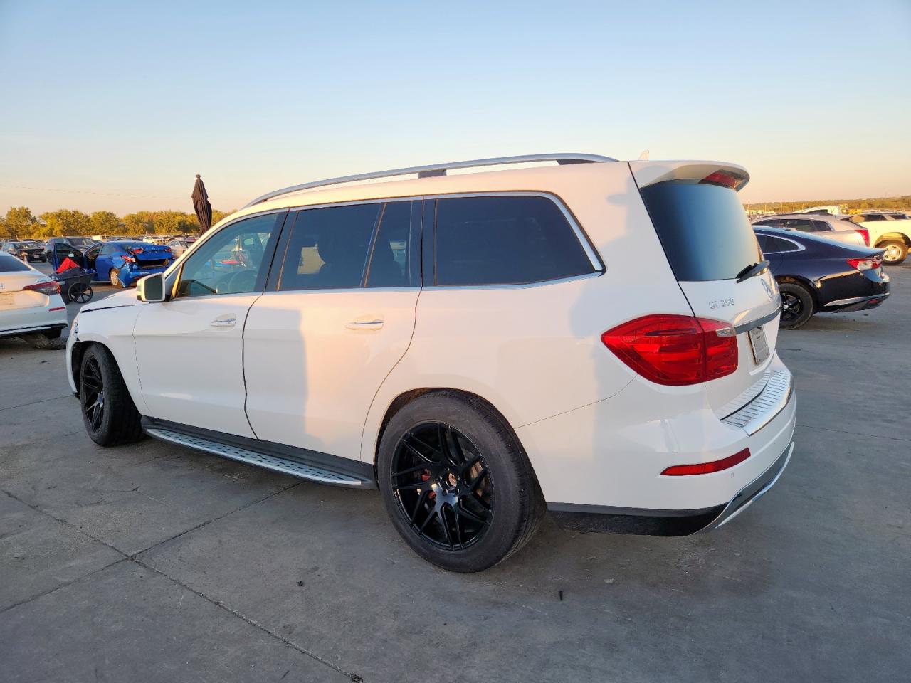 MERCEDES-BENZ GL-CLASS 350 BLUETEC