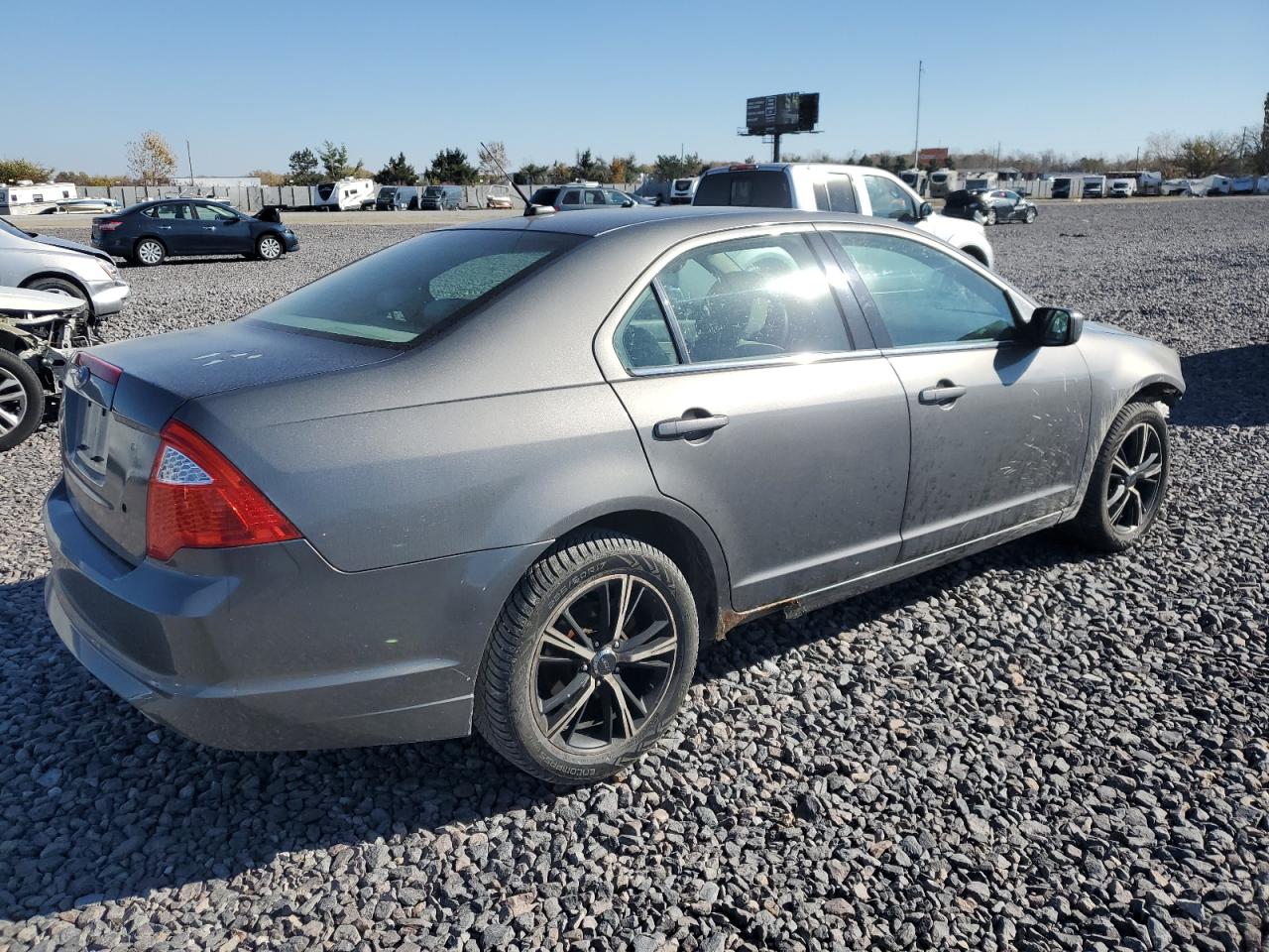 FORD FUSION SE