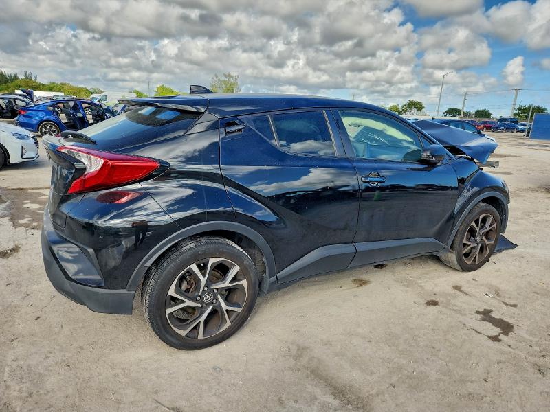 2020 TOYOTA C-HR XLE #3309592610