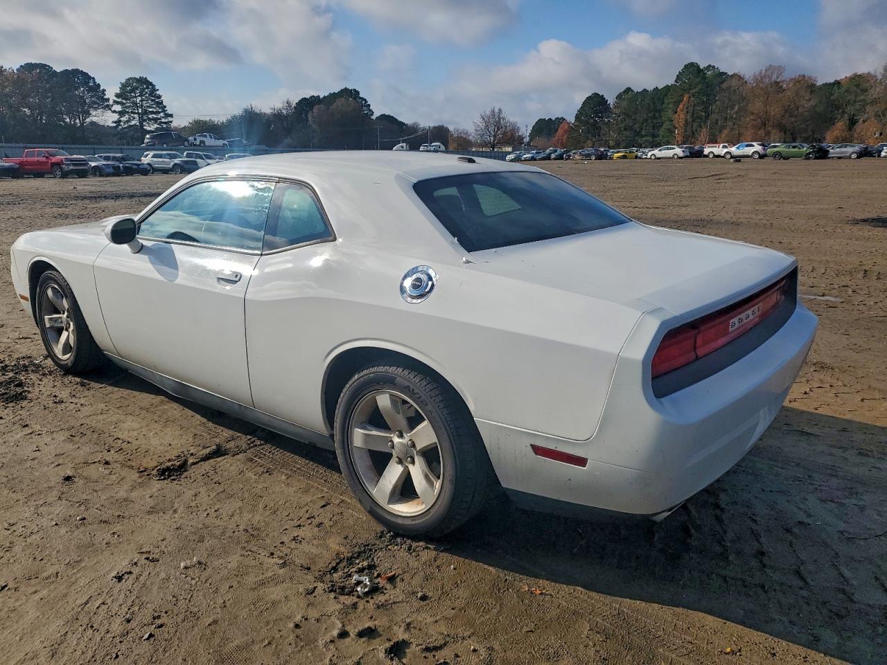 DODGE CHALLENGER SXT