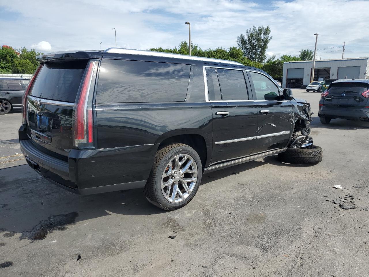 CADILLAC ESCALADE ESV PLATINUM