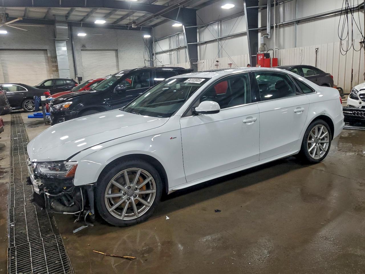 AUDI A4 PREMIUM PLUS