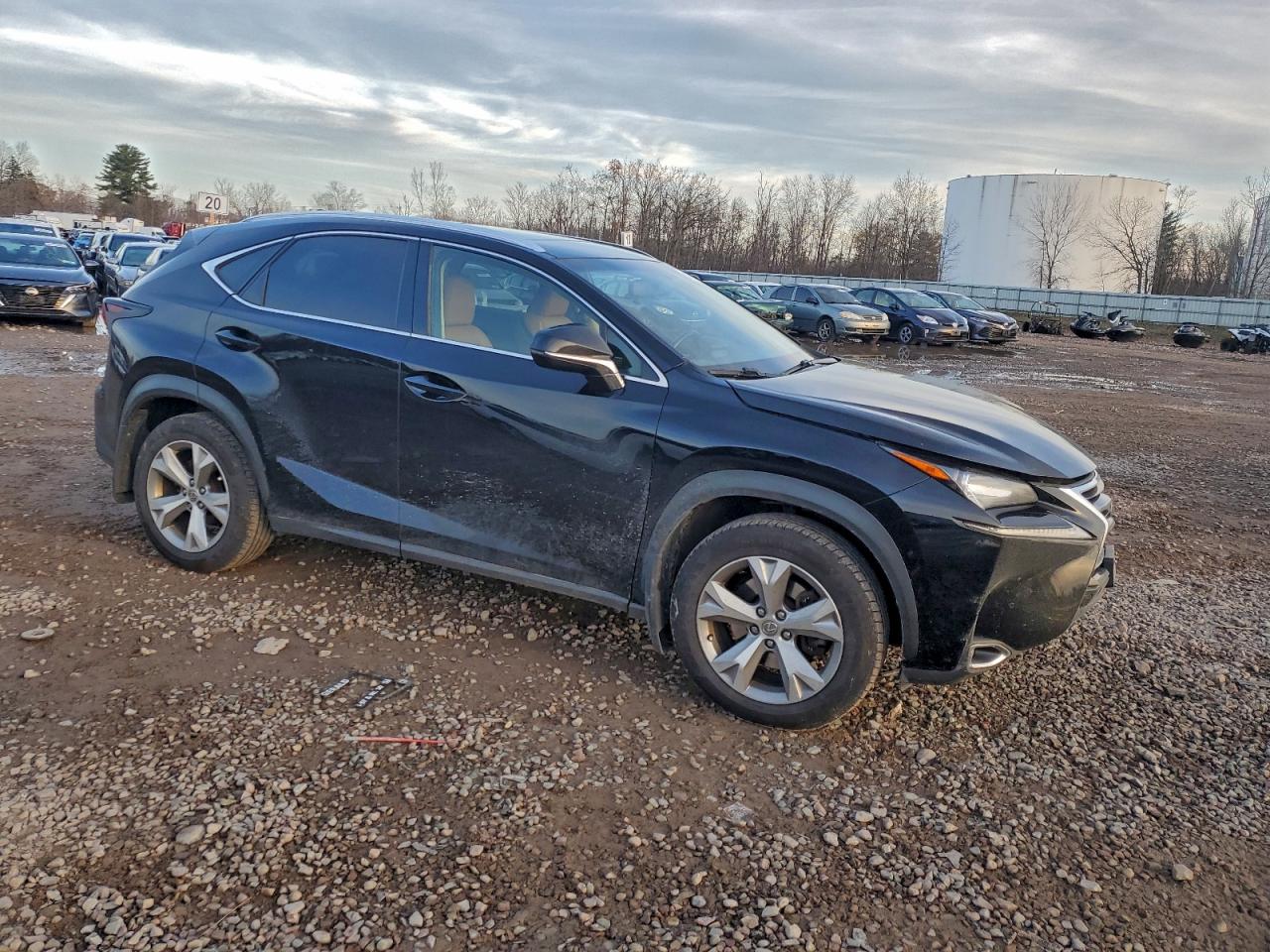 LEXUS NX 200T BASE