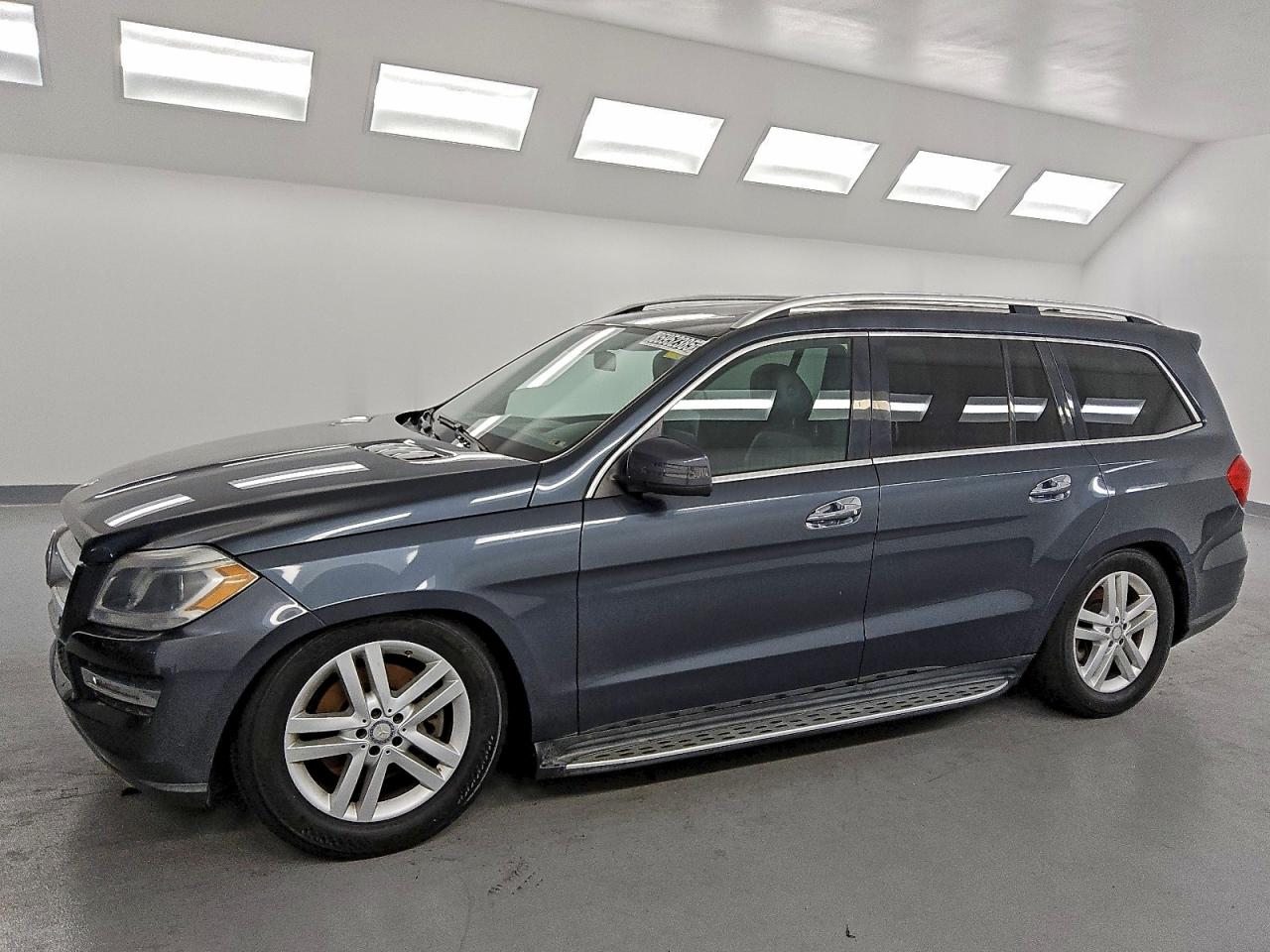 MERCEDES-BENZ GL-CLASS 350 BLUETEC
