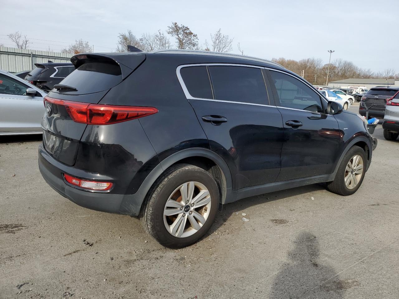 KIA SPORTAGE LX