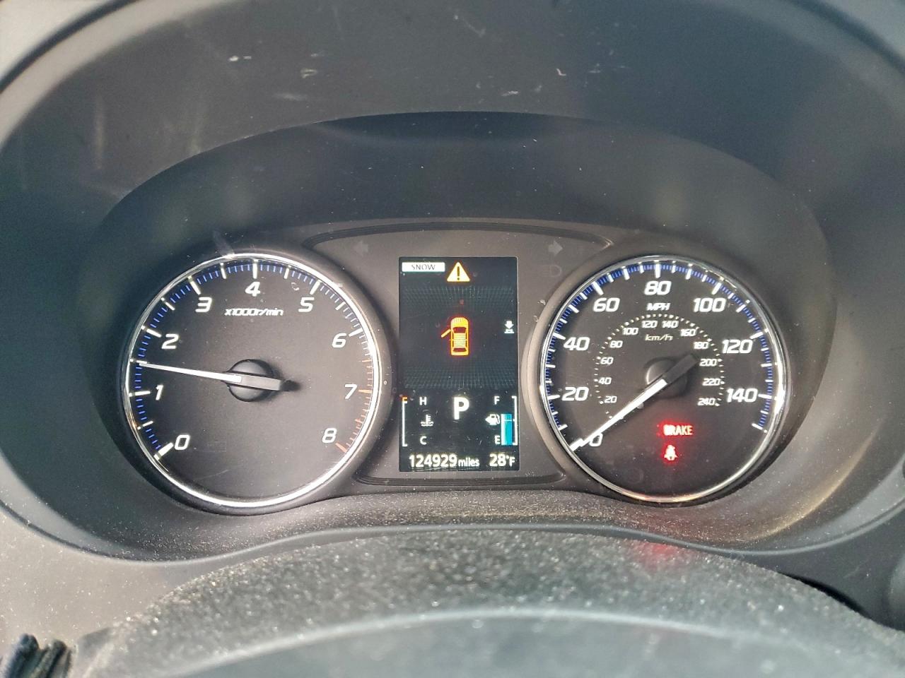 MITSUBISHI OUTLANDER SE