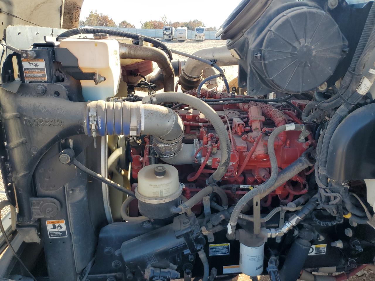 Lot #3292293291 2017 PETERBILT 348