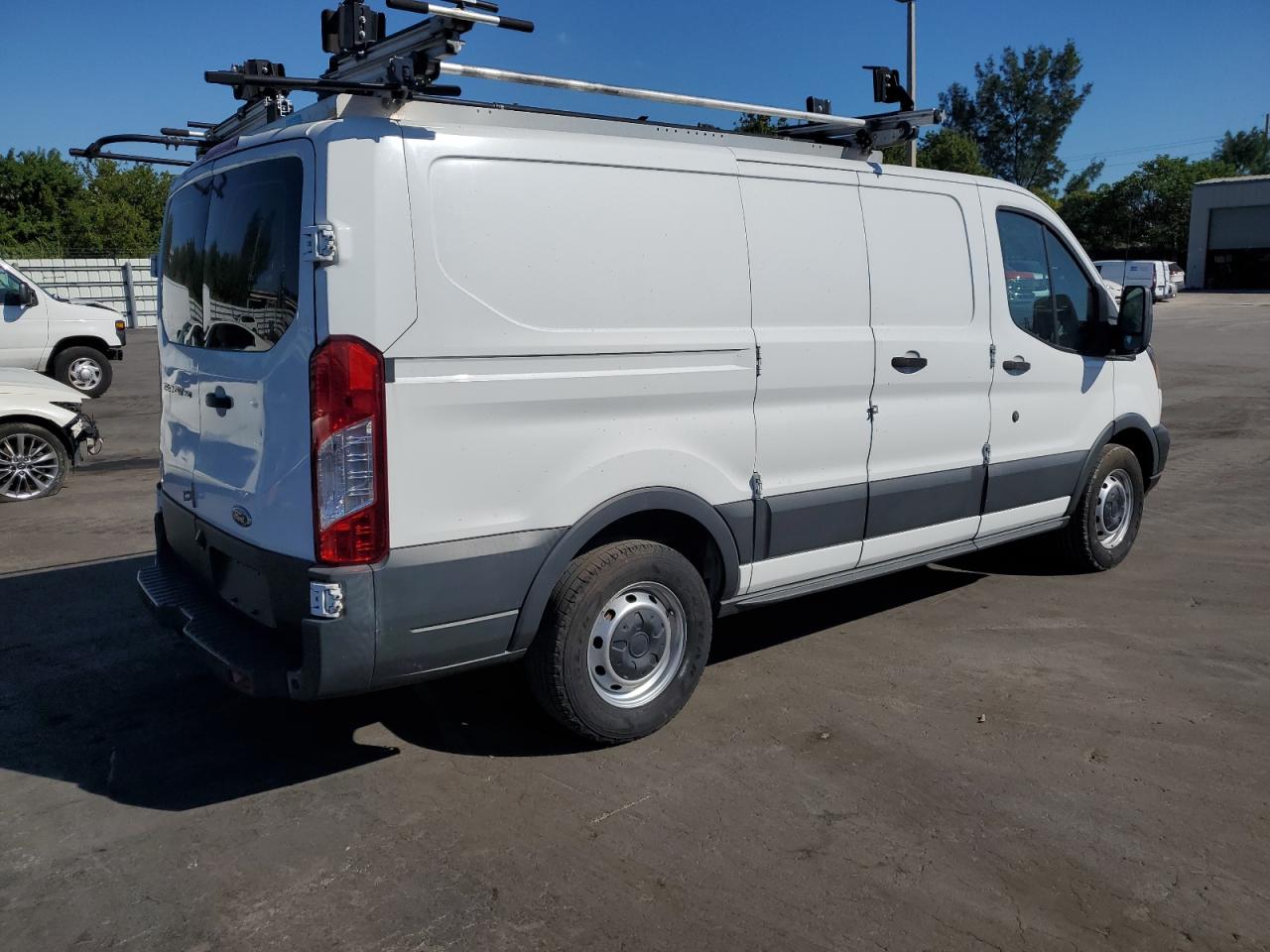 FORD TRANSIT T-150