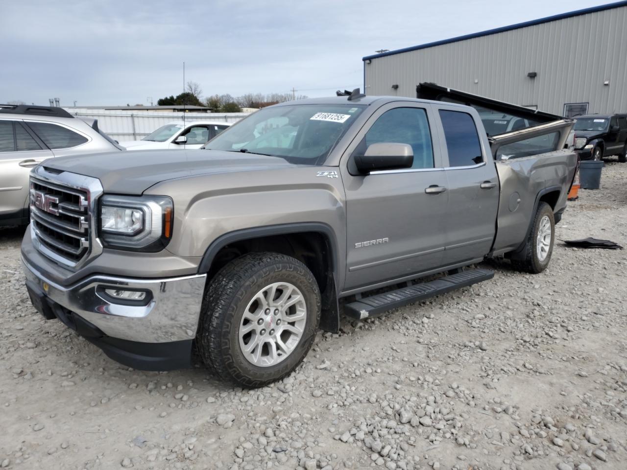 GMC SIERRA K1500 SLE