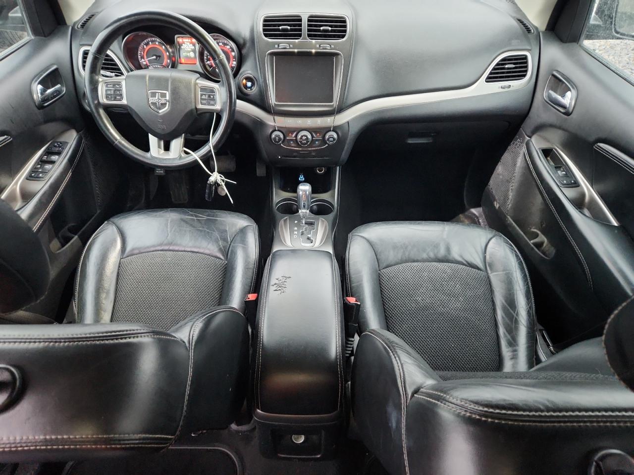 DODGE JOURNEY CROSSROAD