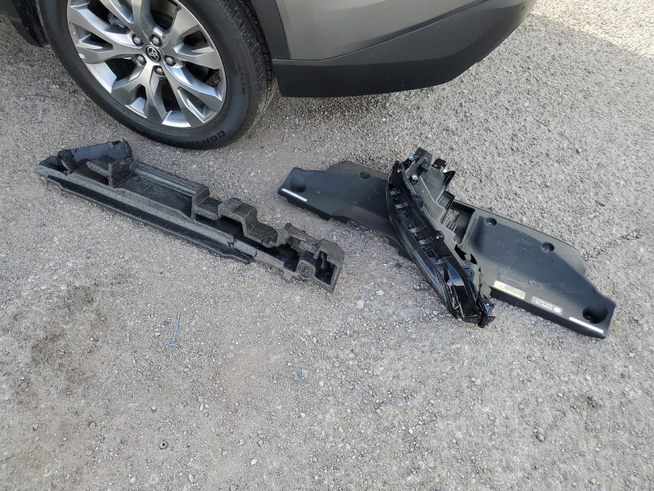 TOYOTA HIGHLANDER LE