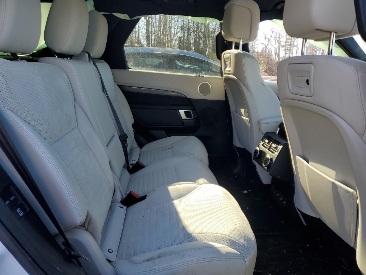 LAND ROVER DISCOVERY HSE R-DYNAMIC