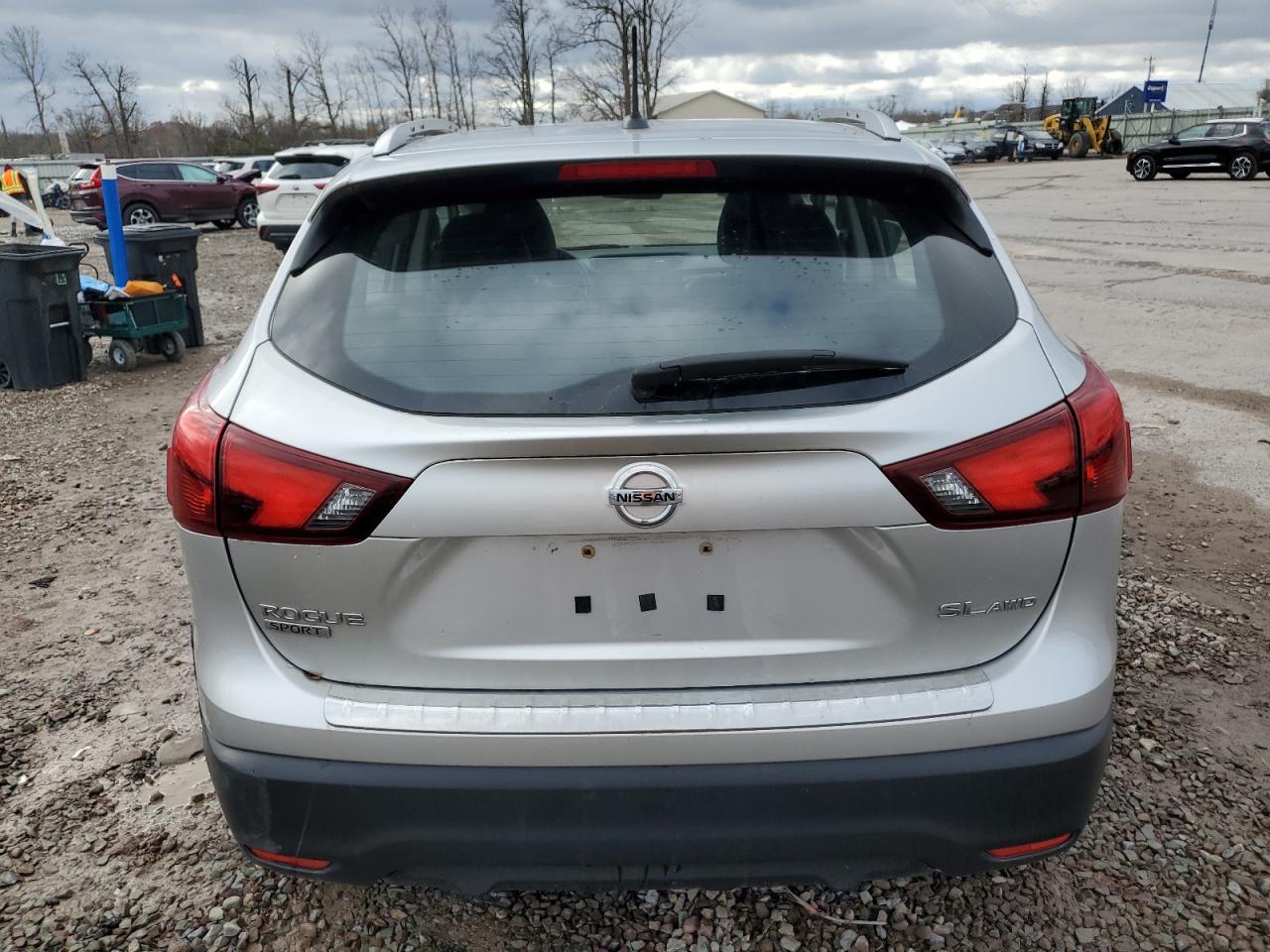 NISSAN ROGUE SPORT S