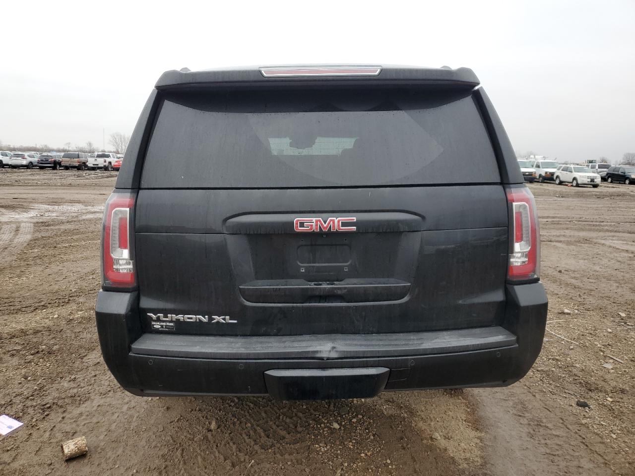 GMC YUKON K1500 SLT