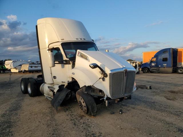 Global Auto Auctions: 2018 KENWORTH T680