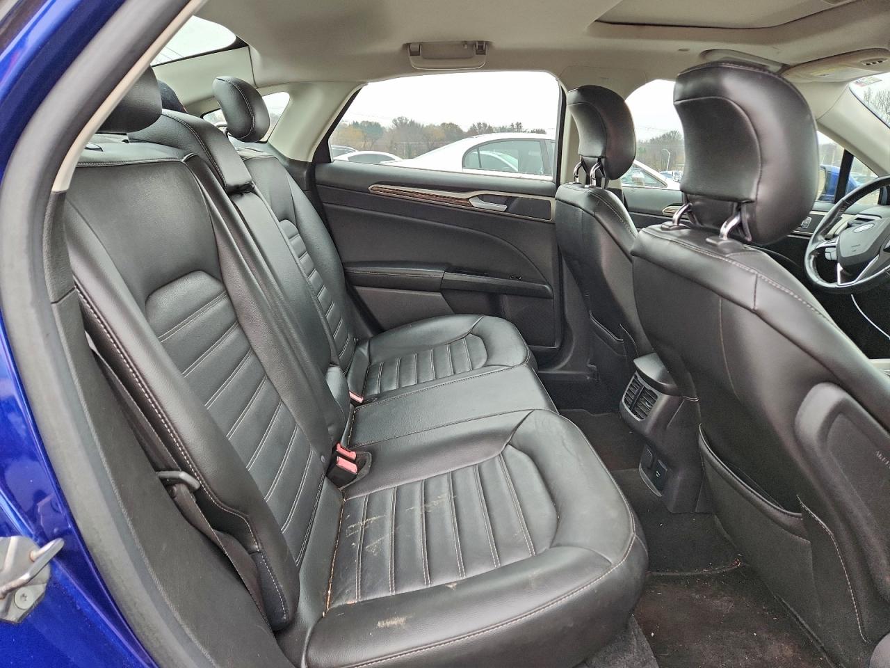 FORD FUSION SE HYBRID