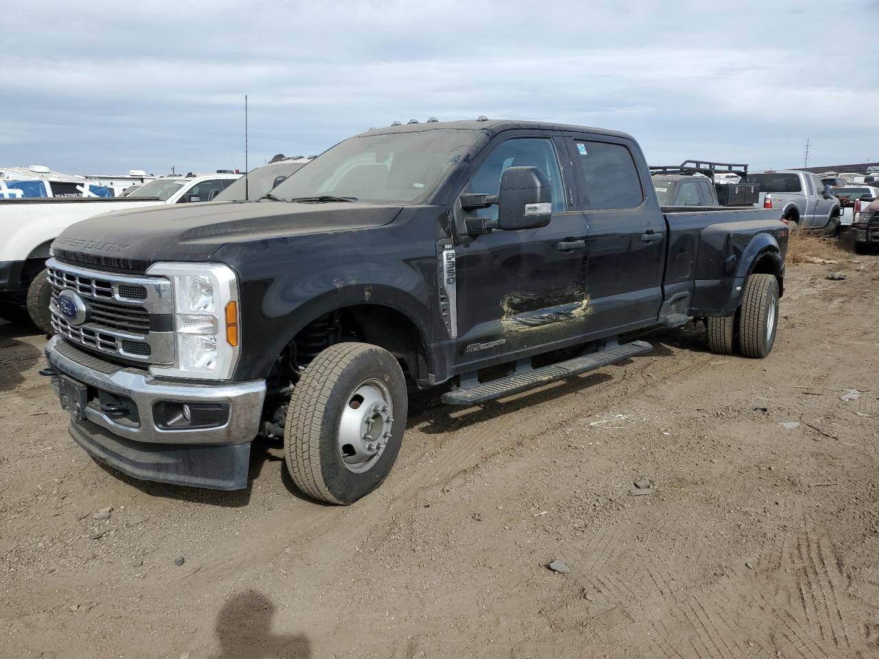 FORD F-350 SUPER DUTY