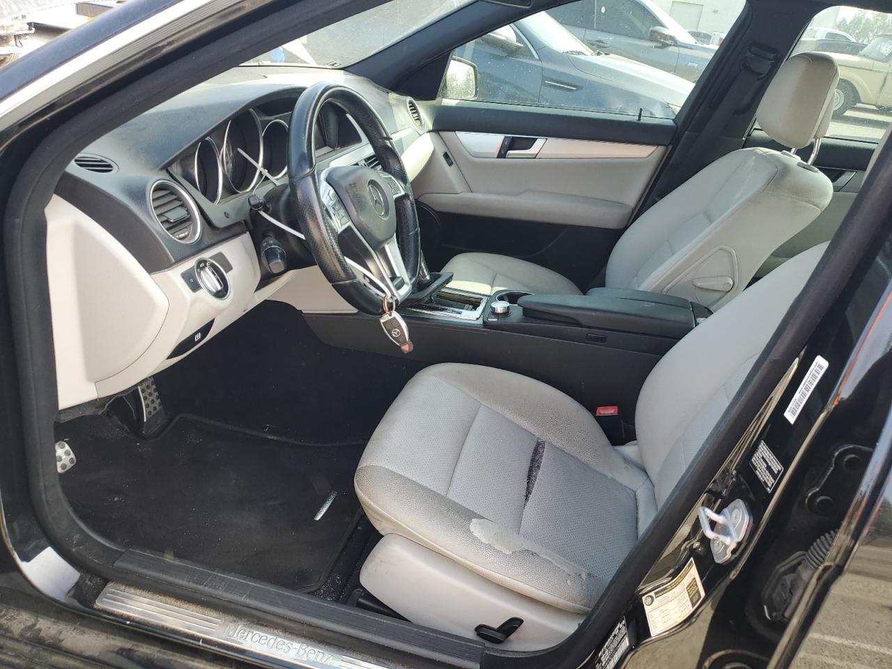 MERCEDES-BENZ C-CLASS 250