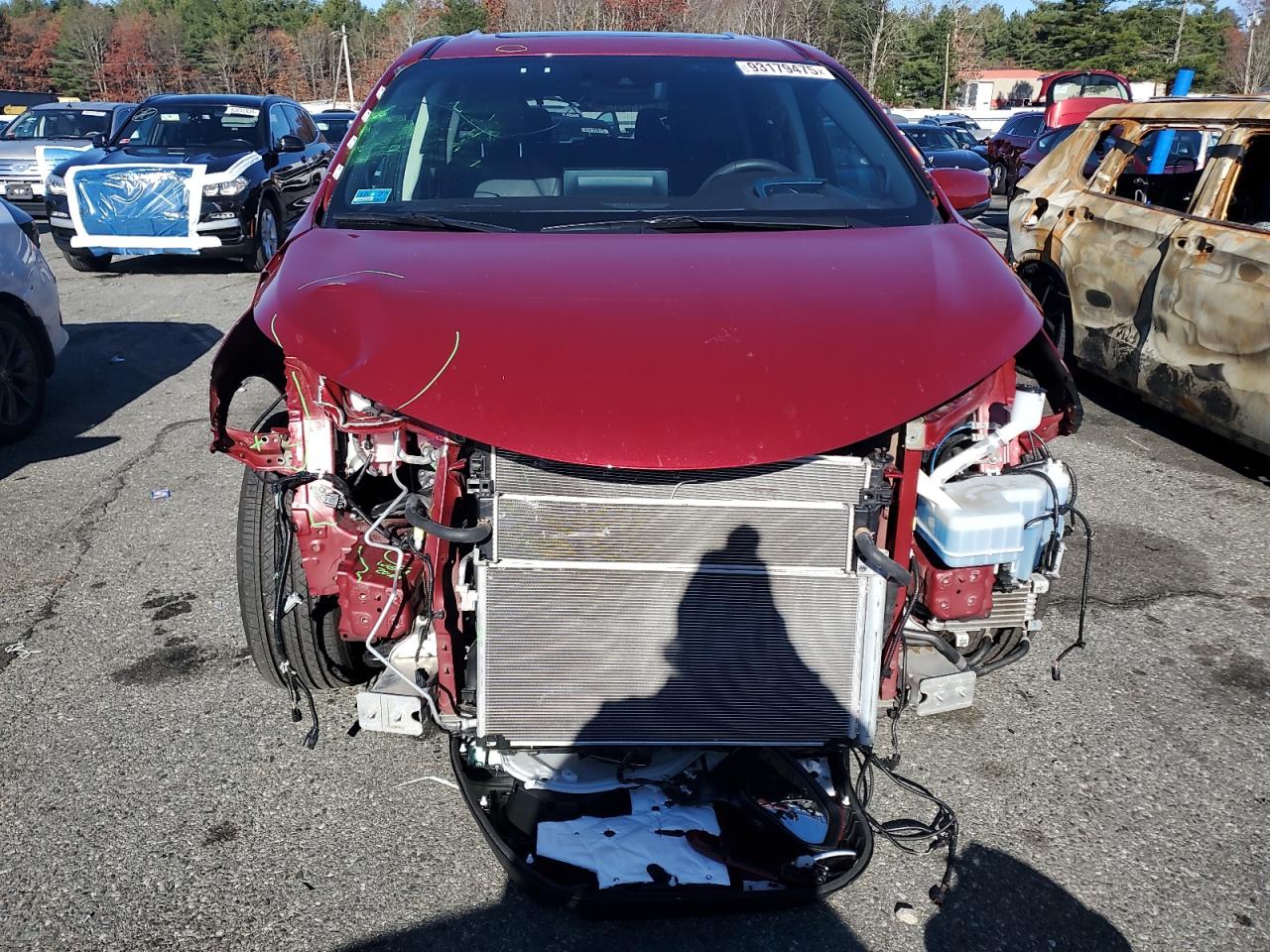 TOYOTA SIENNA LIMITED