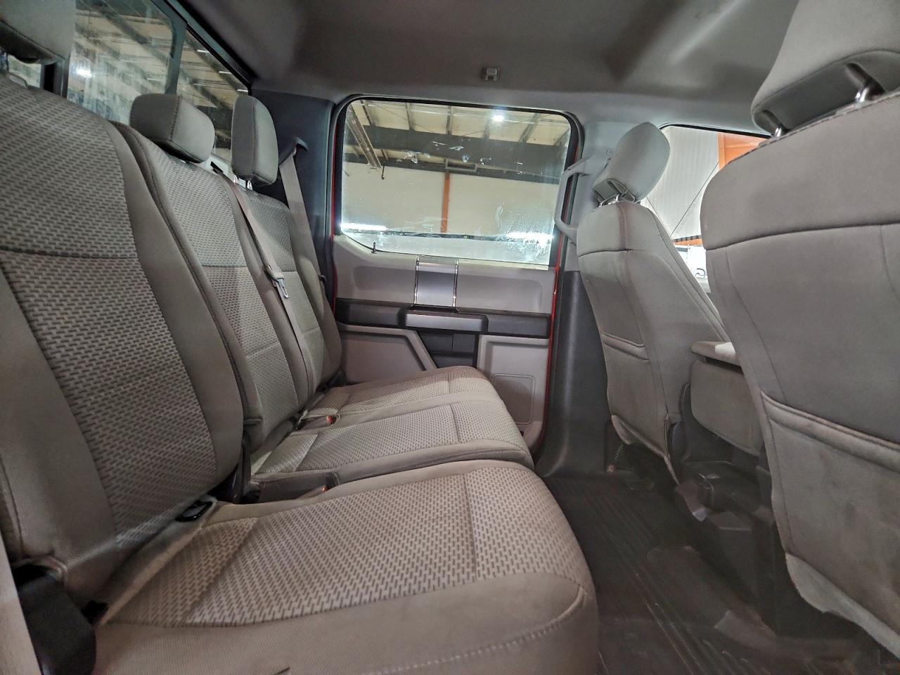 FORD F-350 SUPER DUTY