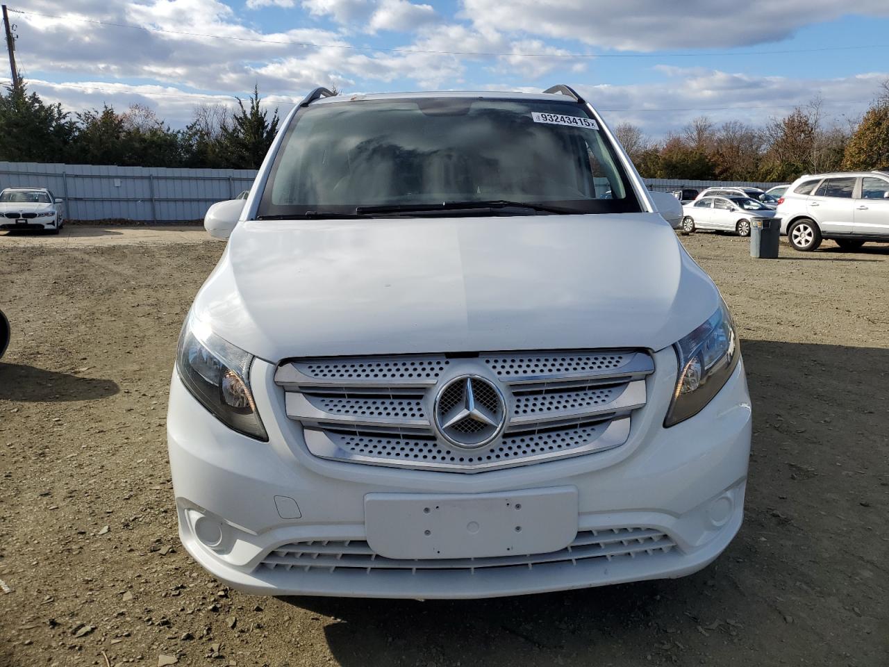 MERCEDES-BENZ METRIS