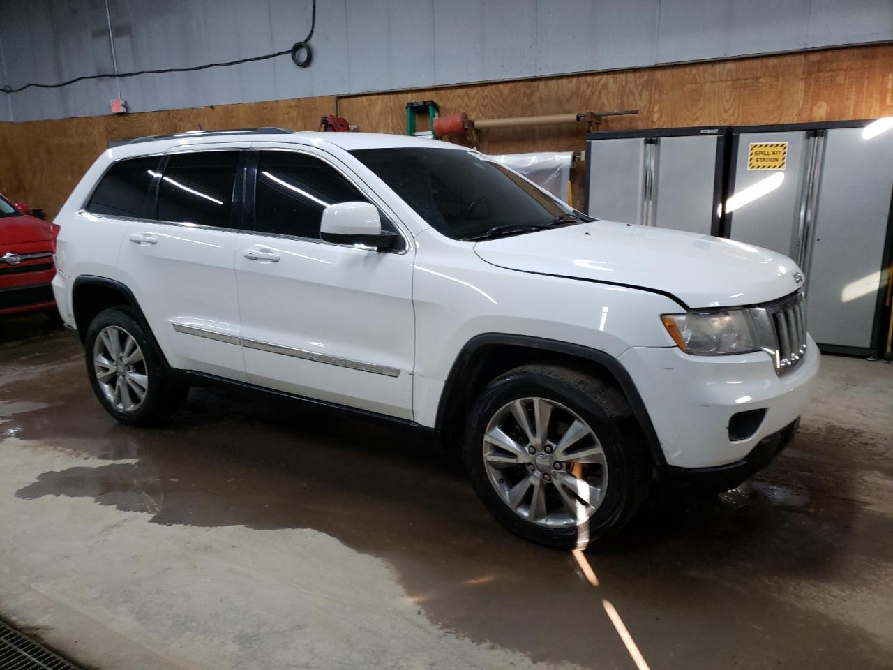 JEEP GRAND CHEROKEE LAREDO