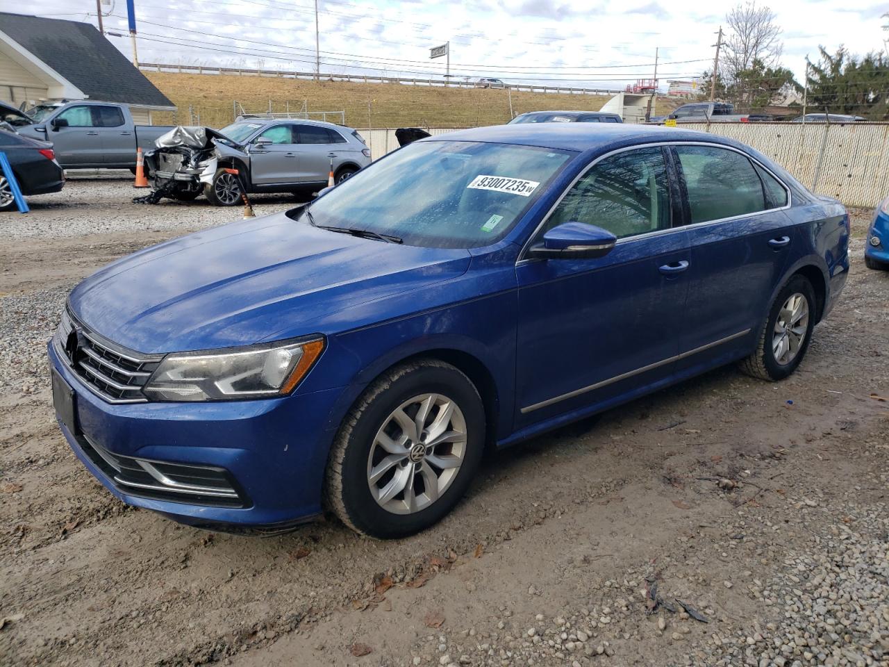 VOLKSWAGEN PASSAT S