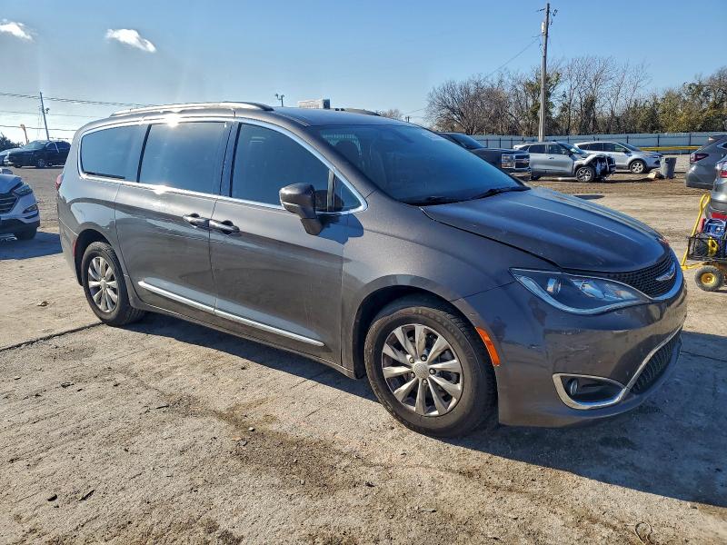 2017 CHRYSLER PACIFICA T #3297043548