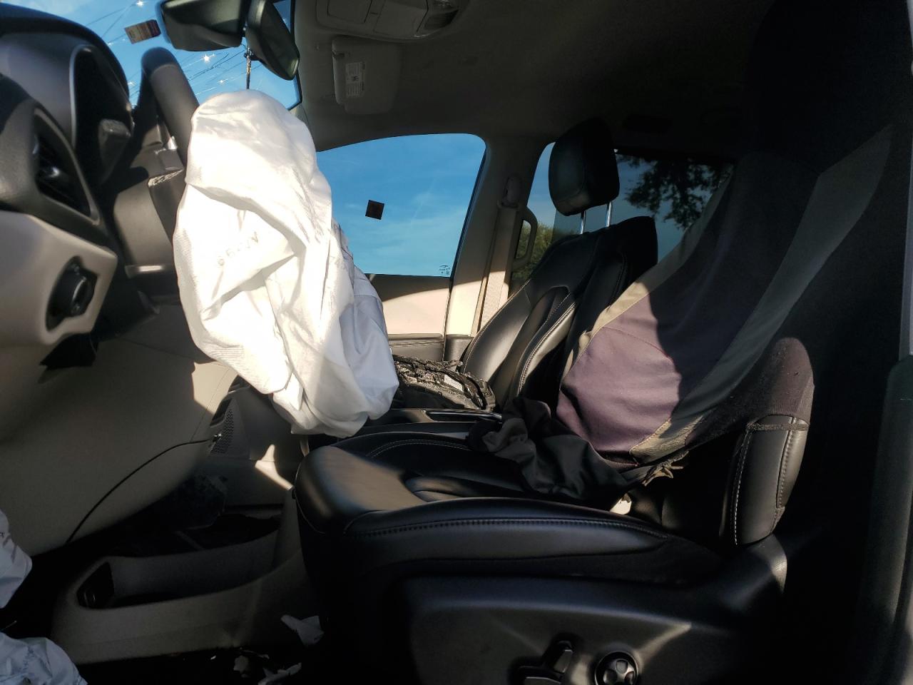 CHRYSLER PACIFICA TOURING L