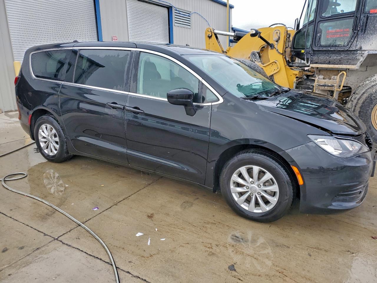 CHRYSLER PACIFICA TOURING