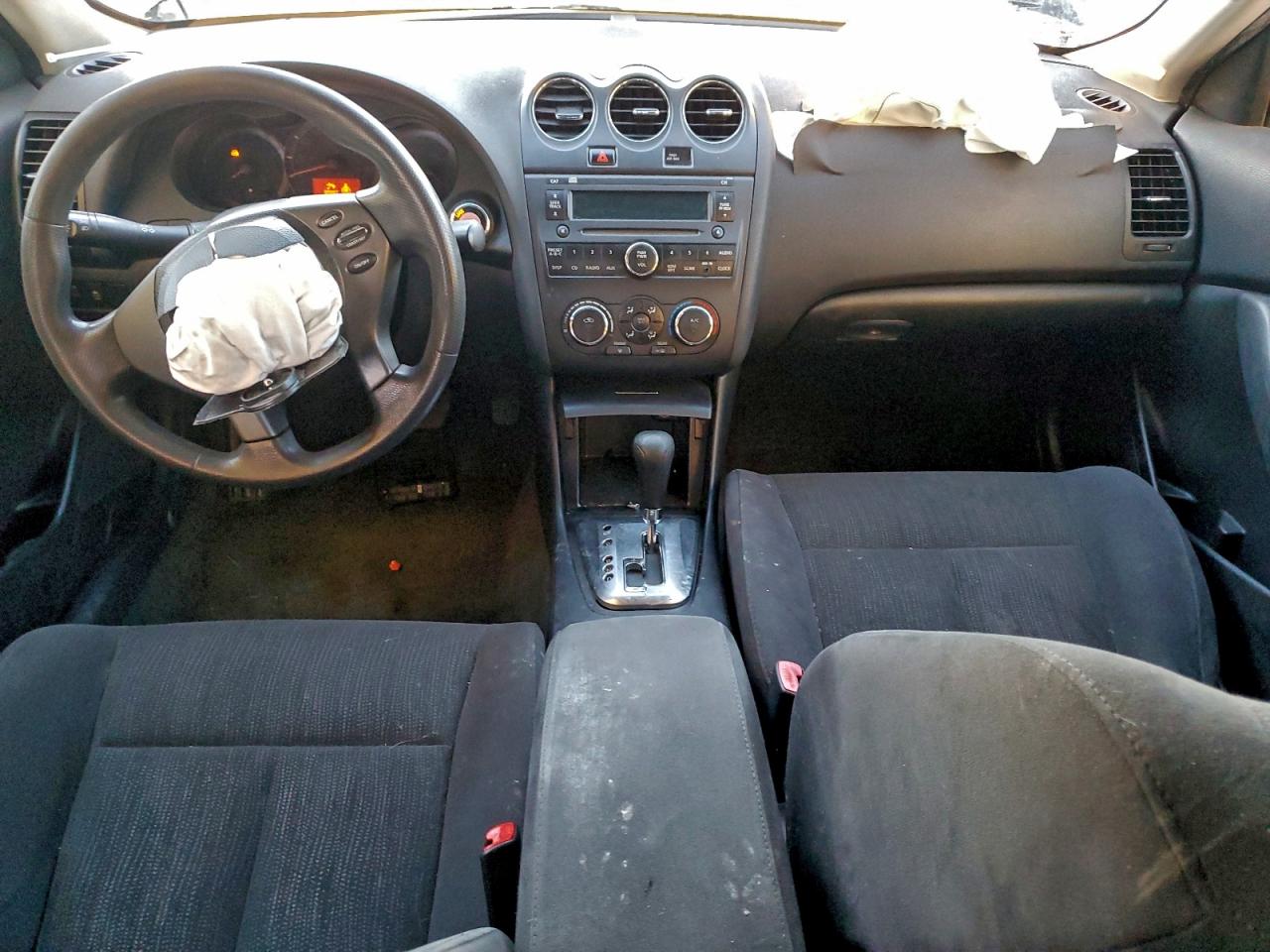 NISSAN ALTIMA BASE