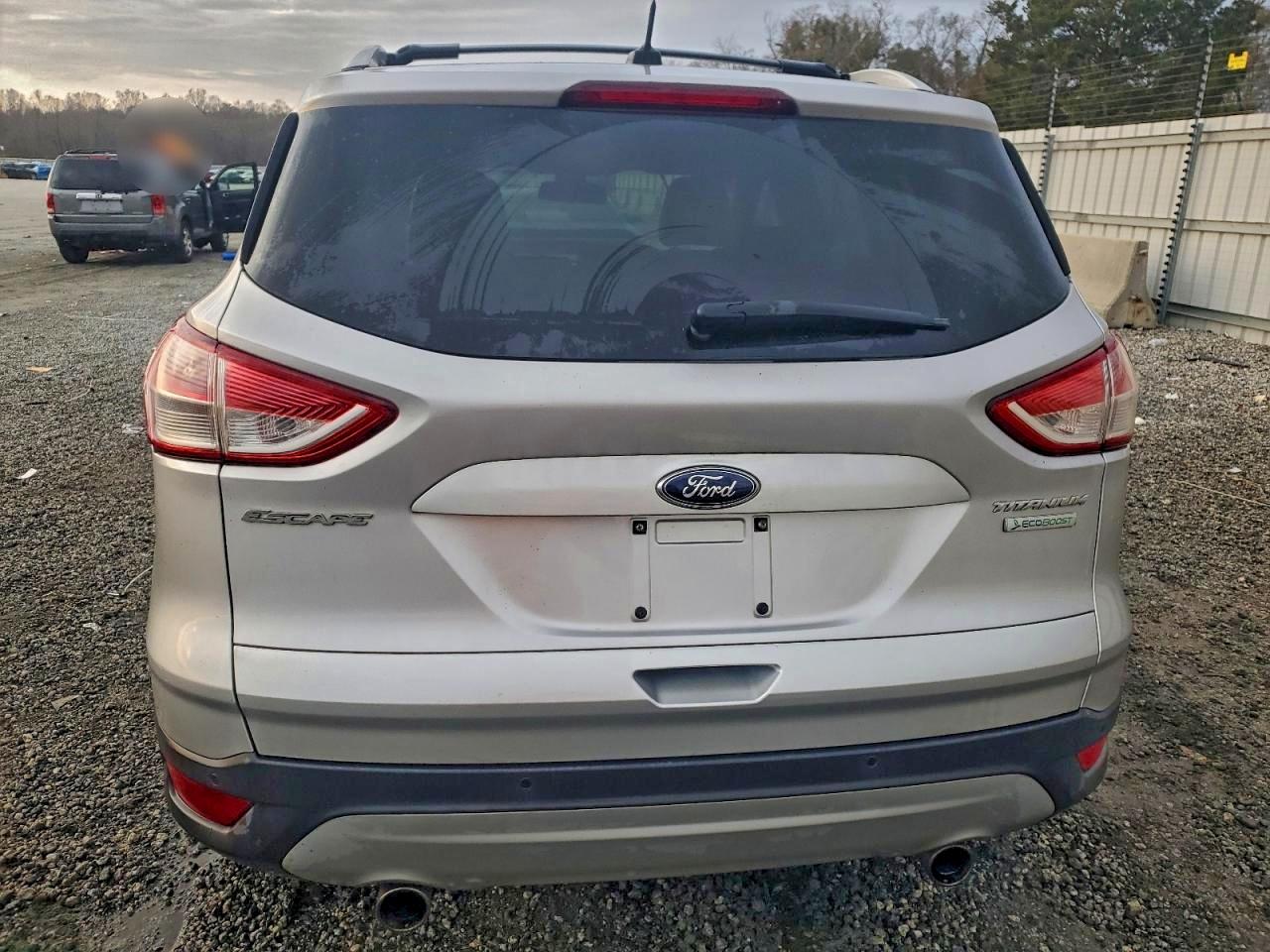 FORD ESCAPE TITANIUM