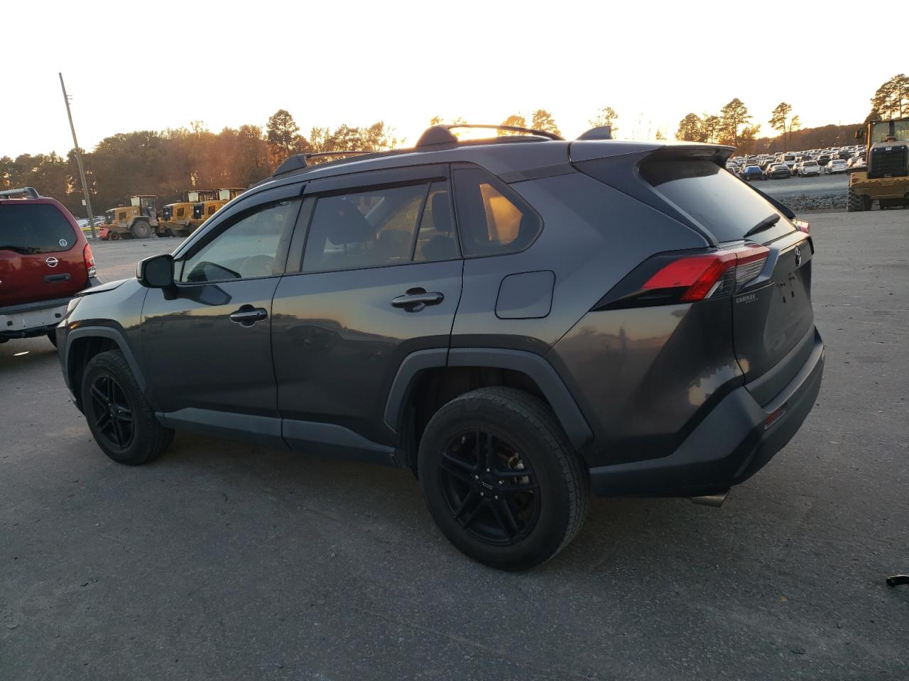 TOYOTA RAV4 LE