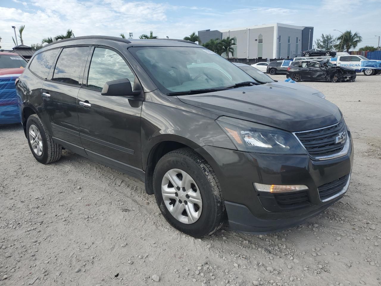 CHEVROLET TRAVERSE LS