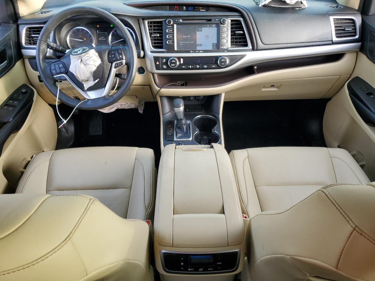 TOYOTA HIGHLANDER SE