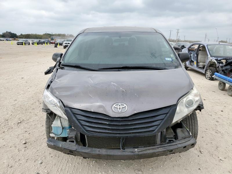 2017 TOYOTA SIENNA #3291210972