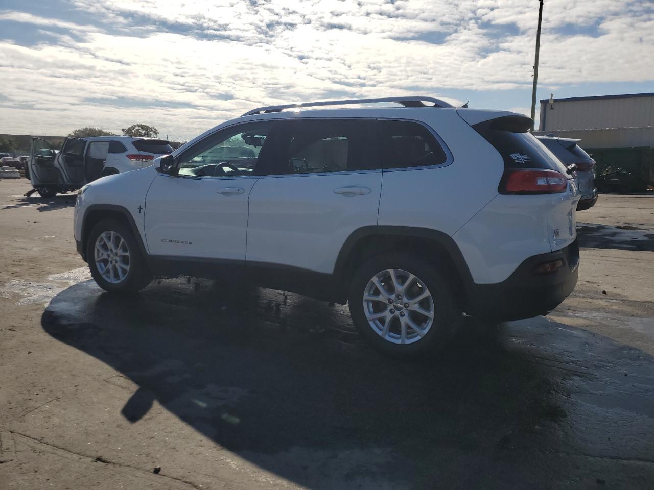 JEEP GRAND CHEROKEE LATITUDE