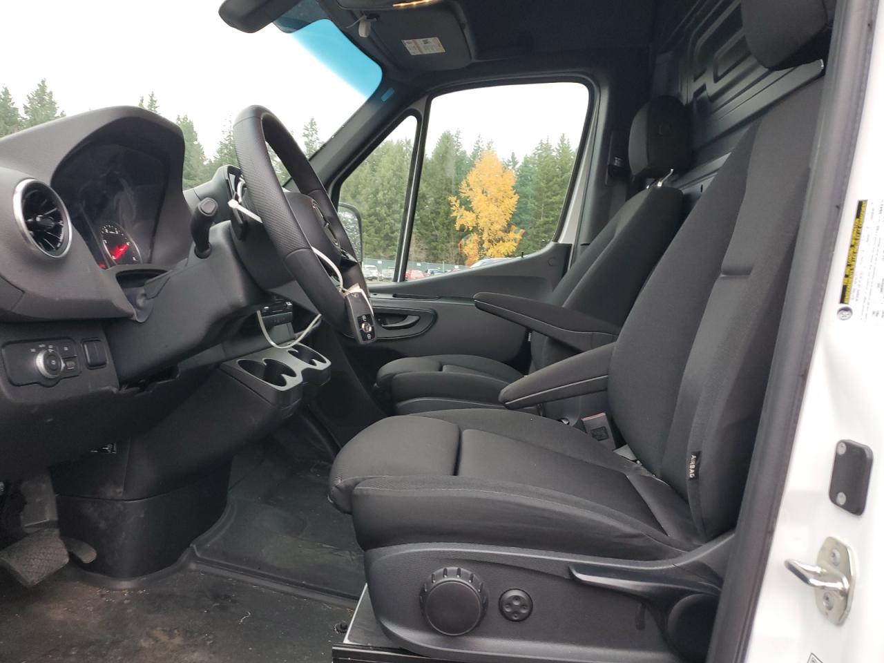 MERCEDES-BENZ SPRINTER 2500